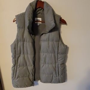 Old Navy puffy vest L